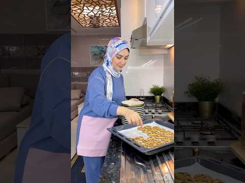 ‎جربو هاد كوكيز 🍪 لوليدات او تشربوه مع كاس ديال القهوة متشبعوش منو وغير ب 2بيضات ميعني كمية كبيرة.