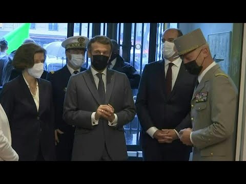 Macron arrive pour le traditionnel discours aux armées | AFP Images