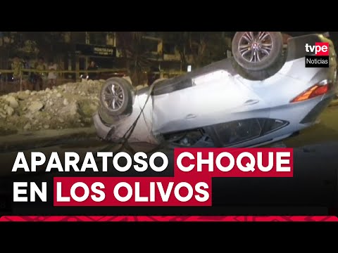 Los Olivos: camioneta se vuelca tras impactar contra montículo de arena
