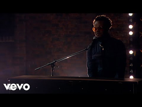 Travis Greene - Won't Let Go (2020 Dove Awards Performance)