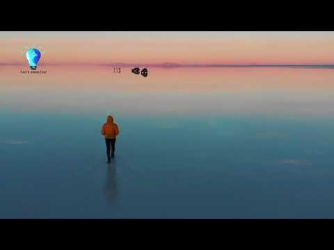 BIGGEST Mirror, Lake - Wonder of the World! AMAZING !