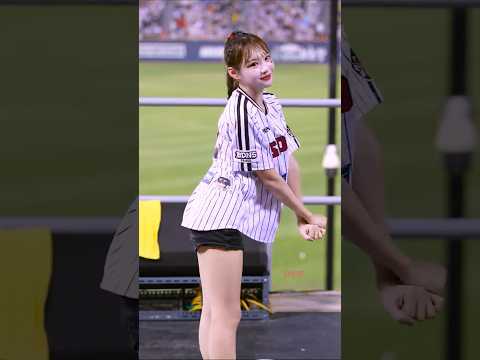 🐣서유니가 다 씹어머거💌"나랑 사귈래" 다이아 1🎈신서윤 Shin seo-<strong>yoon</strong> 치어리더 직캠 fancam
