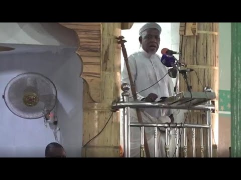 Mali : rencontre avec l'imam Dicko, artisan de la chute d'IBK