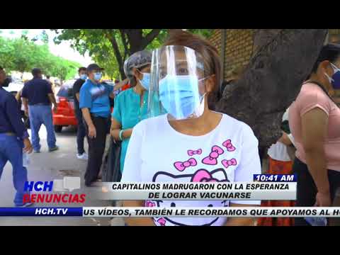 ¡Para nada madrugaron!Capitalinos “encachimbados” protestan al terminarse vacunas Covid19 en la UPN