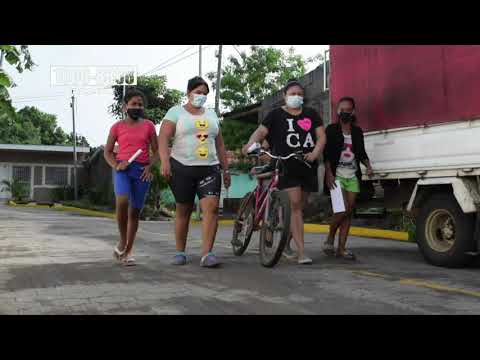 Gobierno de Nicaragua continúa adoquinando las calles de León - Nicaragua