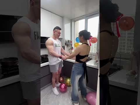 What did this guy give his girlfriend...