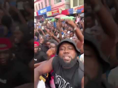 Kumasi People Prove They Love Sarkodie To The max