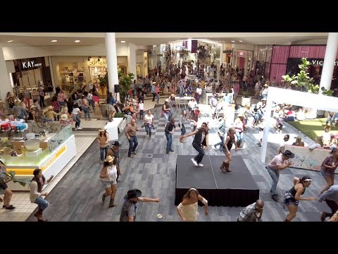 Cajon Valley Union School District Flash Mob - Footloose (Tribute)