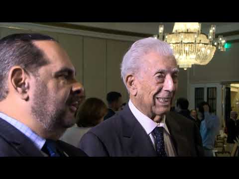 Mario Vargas Llosa orador invitado en celebración del 10mo Aniversario del Centro Crece