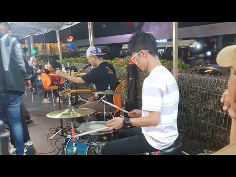 yang nak Request sila masuk. layan 1 kali lagu Best Best!