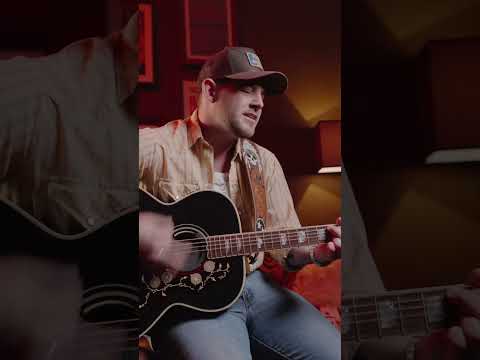 Kameron Marlowe could sing the phone book, and we'd listen. 🫡