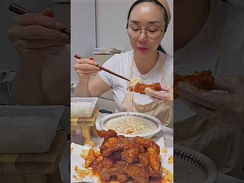 집안일 다 끝나고 먹는 꿀맛 야식🌛<strong>처갓집</strong> 양념치킨🍗+양배추샐러드🥗 먹방