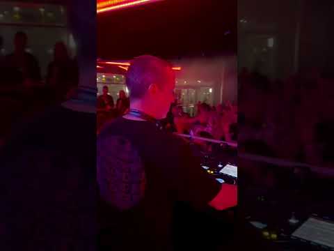 David Penn's set at Secret House in Maribor, Slovenia was
unforgettable!