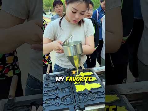 Aunty Makes a Unique Cake for Kids