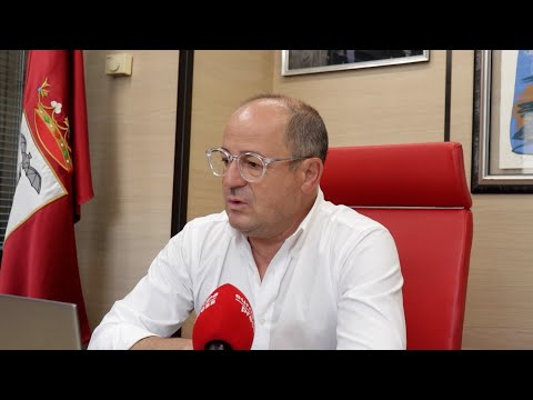 Sáez (PSOE) pide el voto para defender la A-32, el tercer carril Albacete-La Roda o la igualdad