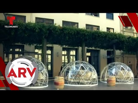 Un restaurante atiende clientes en burbujas por coronavirus | Al Rojo Vivo | Telemundo