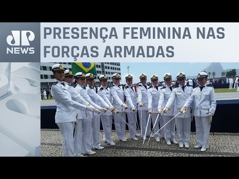 Marinha do Brasil forma primeira turma de mulheres soldados