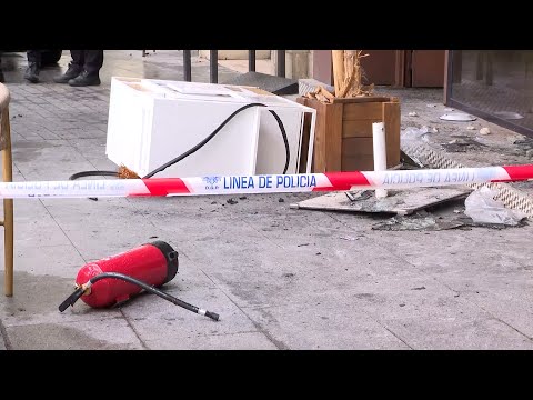 Políticos y vecinos se preocupan por el restaurante italiano quemado en Madrid