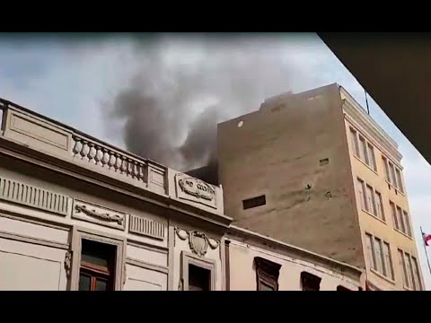 Se registra incendio en casona del centro de Lima