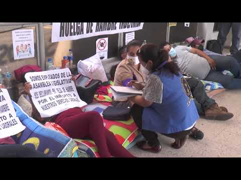 Trabajadora de la Asamblea en huelga de hambre es trasladada de emergencia a un hospital