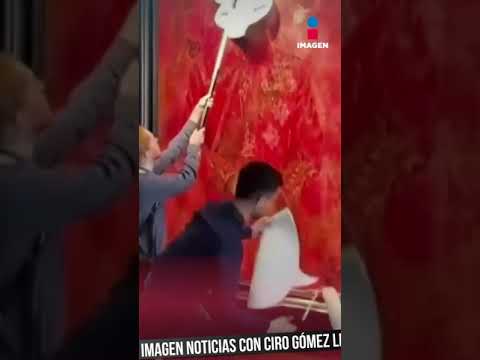 Activistas vandalizan el primer retrato oficial del Rey Carlos III | Shorts | Ciro