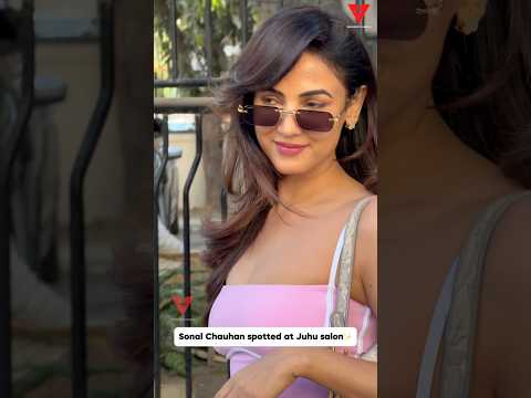 Sonal Chauhan spotted at Juhu salon✨#bollywood