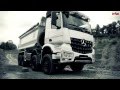Nowy Mercedes Arocs 8x4 w kopali - zdjcia z lotu ptaka