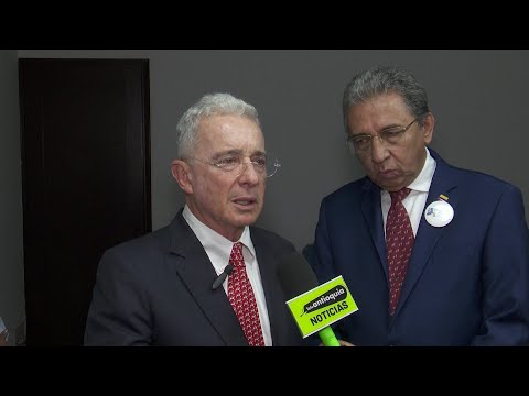 Uribe cuestionó interceptaciones a su celular - Teleantioquia Noticias