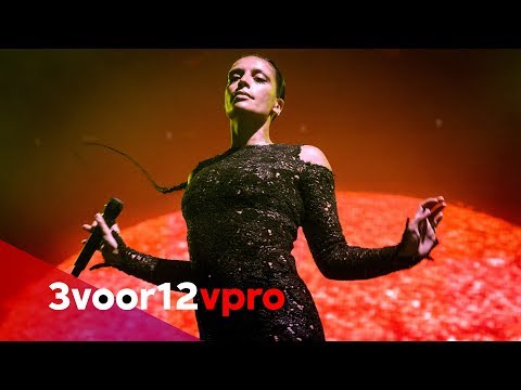 Sevdaliza - Live at Lowlands 2018