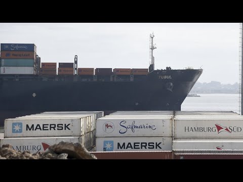 TCP recibe al gran buque Amazon, con capacidad para cargar 12000 contenedores