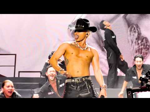 GD x TAEYANG - GOOD BOY 260419 BIGBANG COACHELLA WEEK 2 | 지드래곤 태양 직캠 4K FANCAM BARRICADE