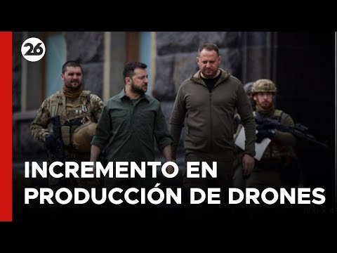 Zelenski celebra el aumento de la producción de drones y armas