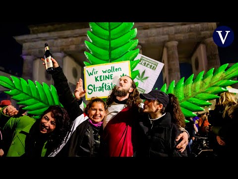 Alemania celebra la legalización de la marihuana en la puerta de Brandenburgo