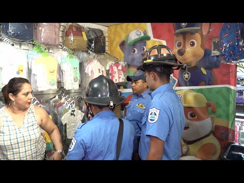 Bomberos Unidos inspeccionan tramos en los mercados de Managua