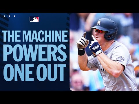 DJ LeMahieu hits his 3rd career grand slam! (ANOTHER homer in the Yankees vs. Phillies series!)