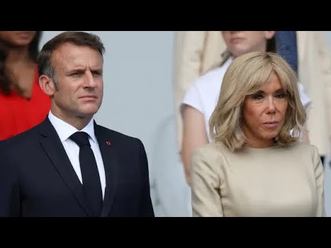 Brigitte Macron montre la distance avec Emmanuel Macron lors du 14 juillet