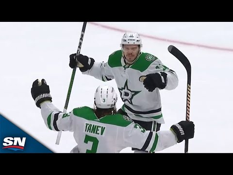 Stars Logan Stankoven Wires Home First Career Playoff Goal
