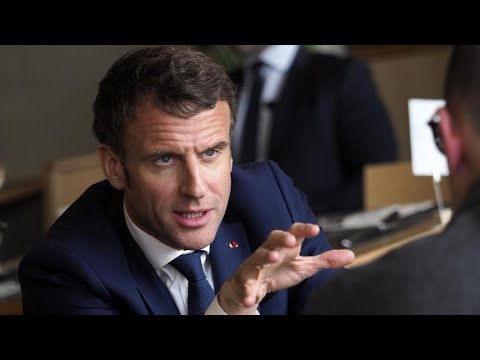 Comment Emmanuel Macron rentre-t-il enfin en campagne ?
