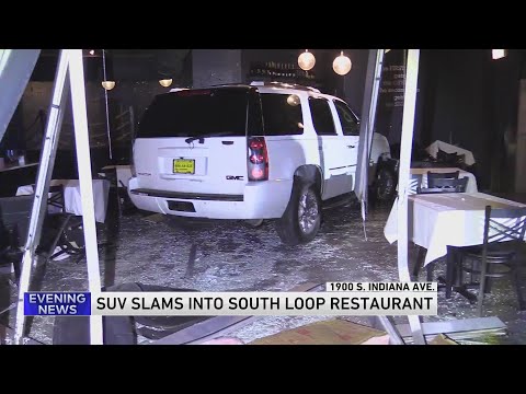 Car crashes into South Loop restaurant 
