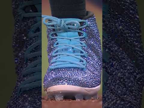 Josh Naylor is bringing some sparkle to Game 7 ✨
