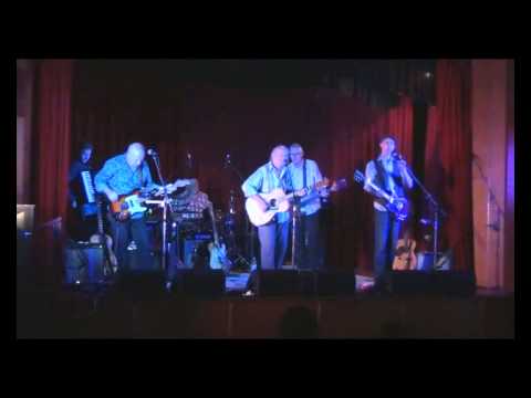 Kevin Bennett and The Distance at Meeniyan - Paul Kellys Blues