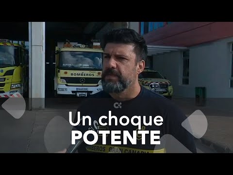 Choque frontal de dos Vehículos en Agüimes