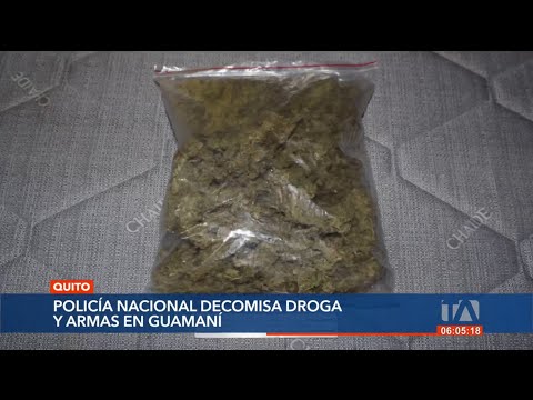 Miembros de la Policía Nacional decomisaron droga y armas en Guamaní, en el sur de Quito
