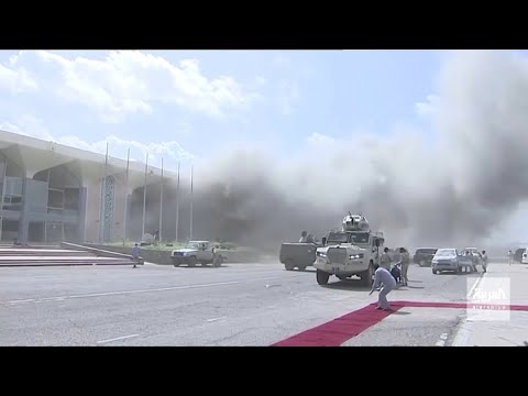 Impactante ataque en aeropuerto deja 26 muertos: explosiones a la llegada de ministros en Yemen