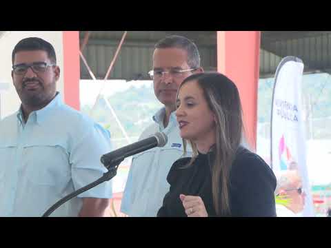 Gobernador inaugura nuevo Centro Educativo Tecnológico en residencial de Maunabo