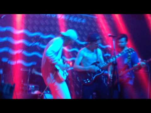 Kakkmaddafakka - May God (En vivo 22/03/17)