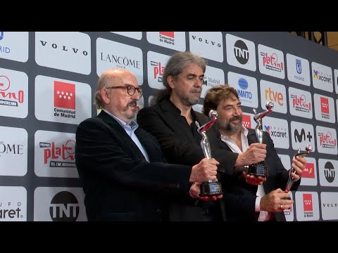 'El buen patrón' y la serie 'El reino', triunfadores de los Premios Platino