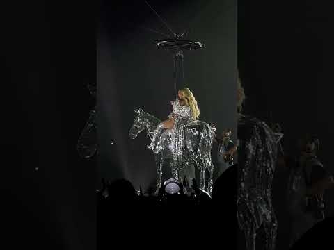 Beyoncé - Summer Renaissance (Live from Vancouver BC Place | Renaissance World Tour)