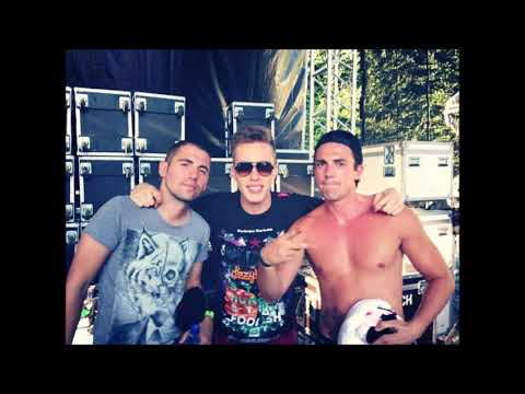 Dimitri Vegas & Like Mike VS Nicky Romero - ID (Everybody Clap)