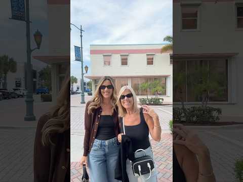 Finally wearing my new Levi denim jeans #levis #jeans #ootn #motherdaughter